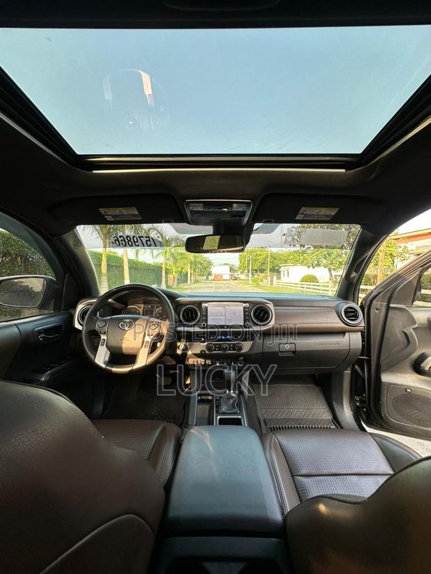 Toyota Tacoma Limited Double Cab 5' Bed V6 AT 2023 Black