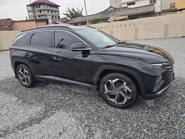 Hyundai Tucson 2023 Black photo 5