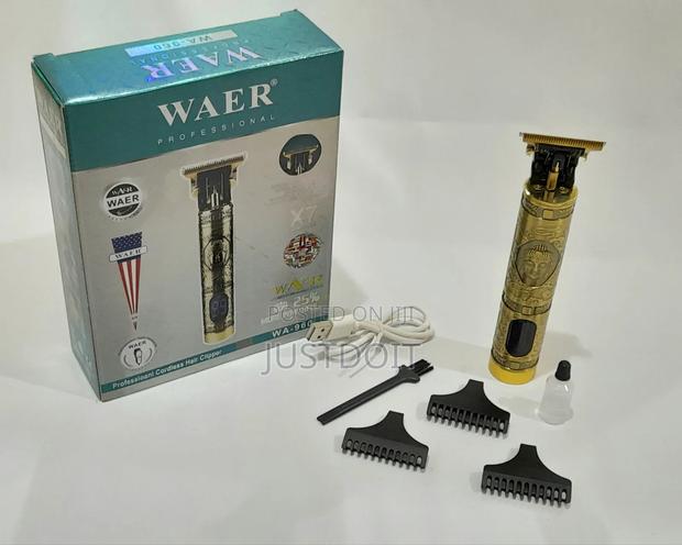 Rechargeable Bald Head Shaver – T-Blade Precision · Photo 2