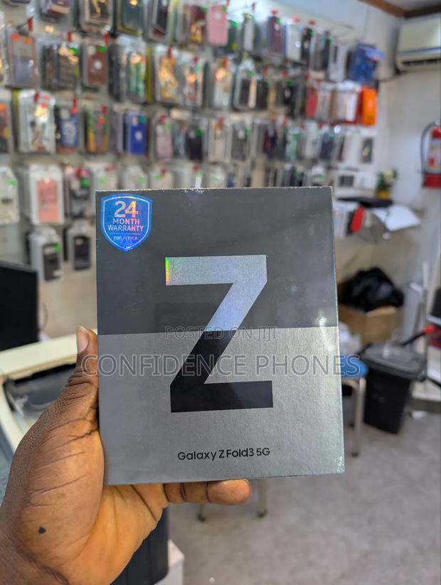 New Samsung Galaxy Z Fold 3 256 GB Black