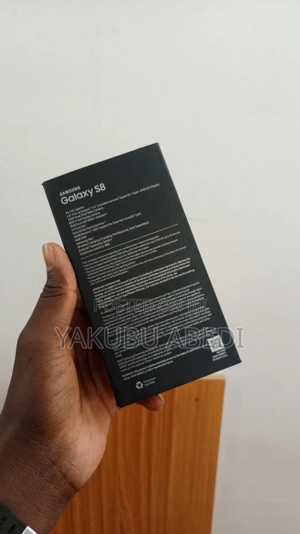 New Samsung Galaxy S8 64 GB Black · Photo 1