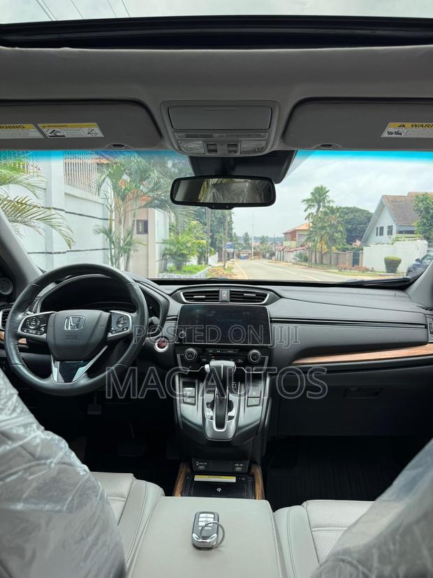 Honda CR-V Touring 2022 Red photo 9