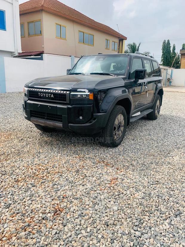New Toyota Land Cruiser Prado 2.8 2025 Black