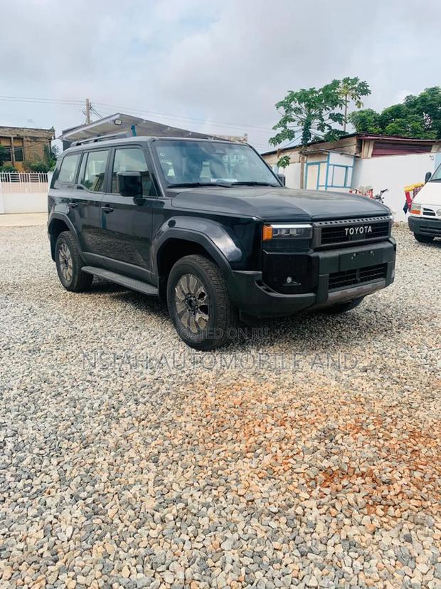 New Toyota Land Cruiser Prado 2.8 2025 Black
