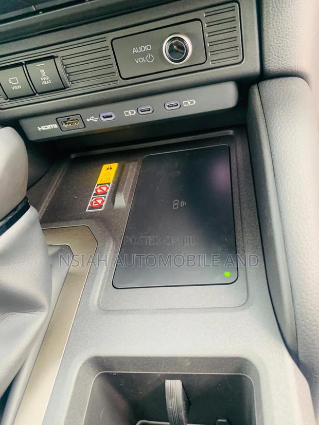 New Toyota Land Cruiser Prado 2.8 2025 Black