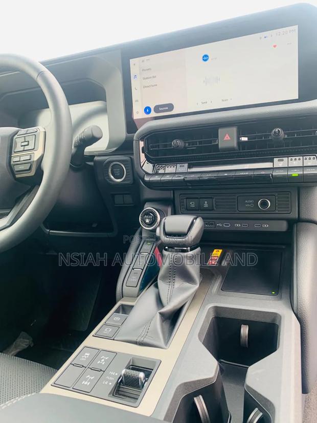 New Toyota Land Cruiser Prado 2.8 2025 Black