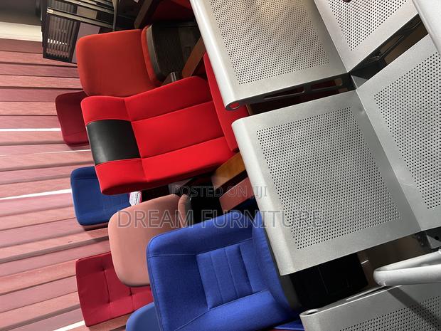 Theater/Auditorium Seats · Photo 1