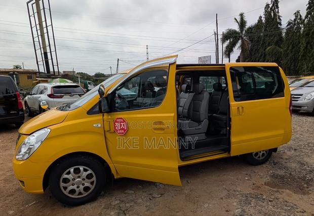 Hyundai Starex 2014 Yellow photo 6