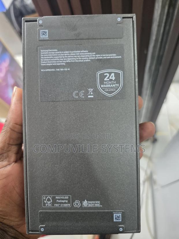 New Samsung Galaxy S25 FE 256 GB Blue · Photo 3