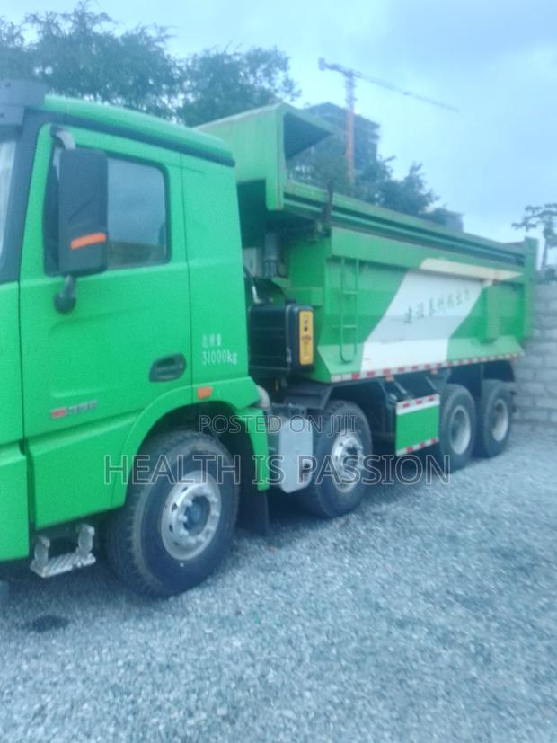 Brand New Tipper Truck for Hot Sale, 25cubic photo 2