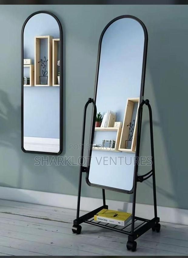 Sleek Design Mirrors photo 2