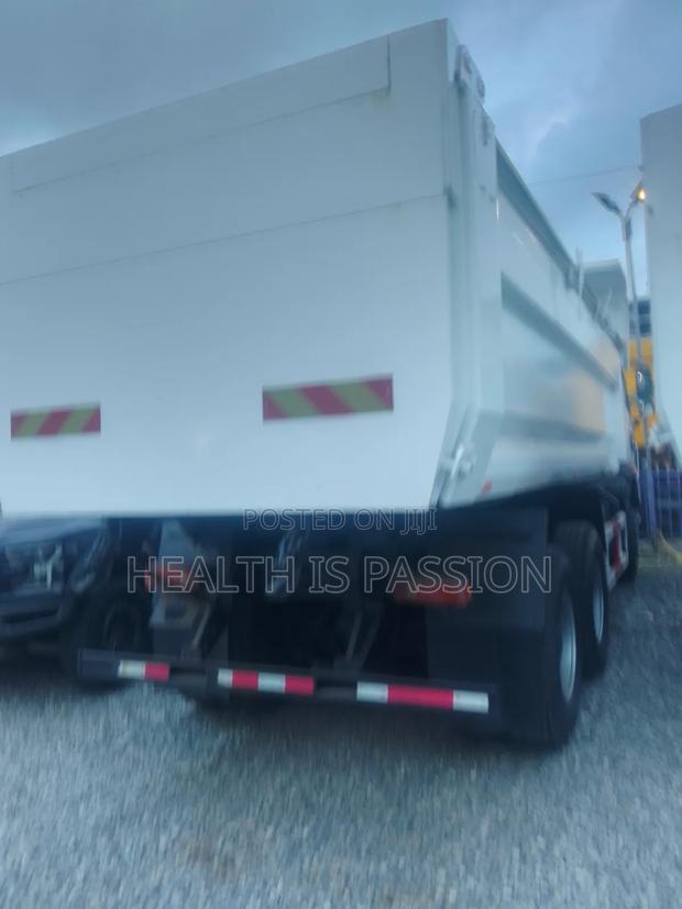 Brand New 20cubic Truck XCMG Brand for Sale photo 4