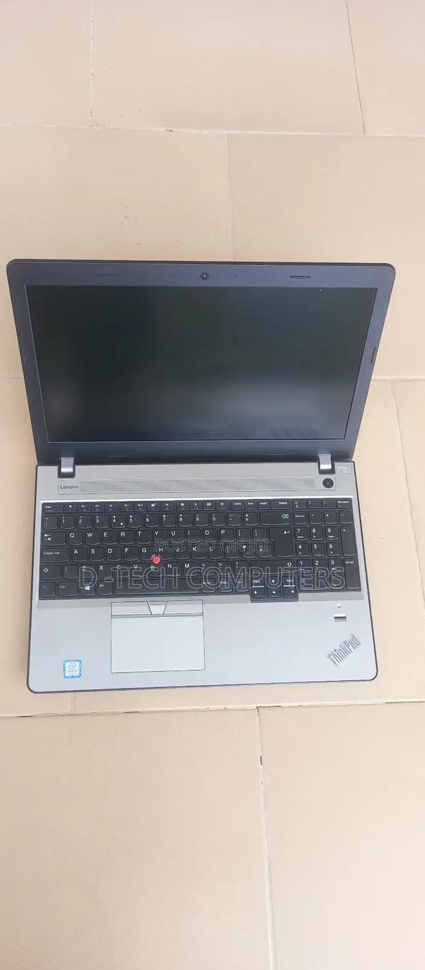 Laptop Lenovo ThinkPad E570 12GB Intel Core i5 SSD 256GB · Photo 4