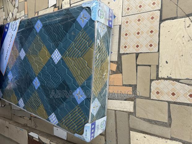 8inches One and Half High Density Mattress for Sale · Photo 2