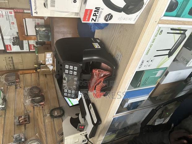 Double Pocket Value Counting Machine With Inbuilt Printer photo 3