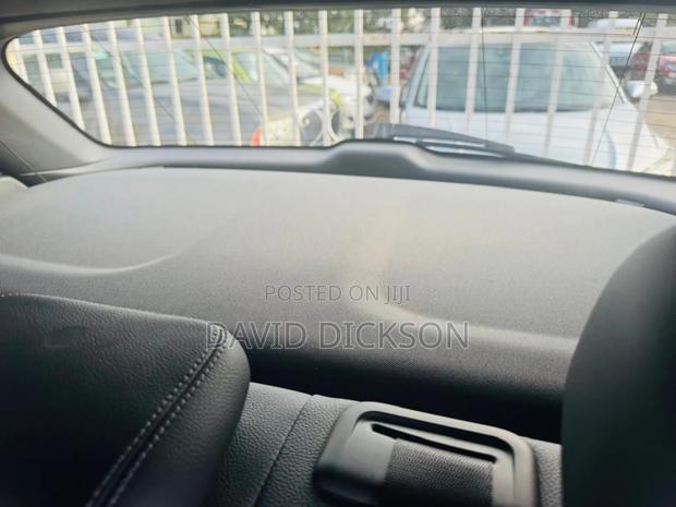 Mercedes-Benz GLA 250 2018 Red