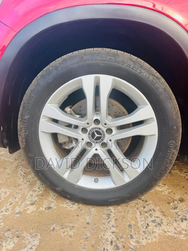 Mercedes-Benz GLA 250 2018 Red