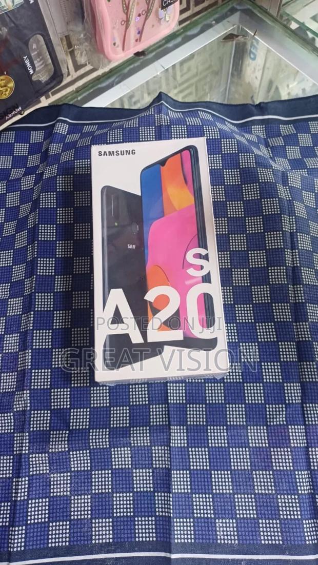 New Samsung Galaxy A20s 64 GB Green · Photo 1