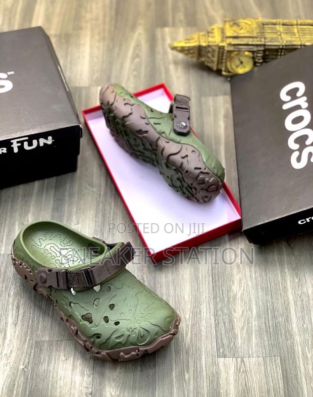 Original Crocs Clogs Slides · Photo 4