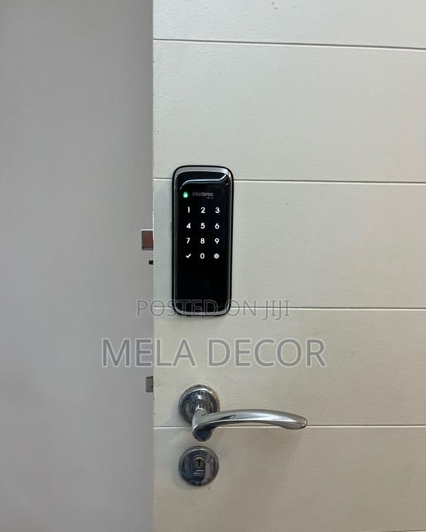 High Quality Smart And Safe Door Lock (Free Installation) photo 6