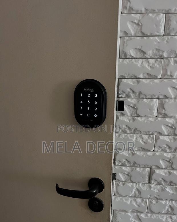 High Quality Smart And Safe Door Lock (Free Installation) photo 5