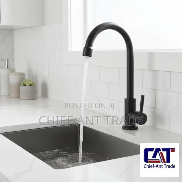 Black Kitchen Faucet Tap W2008k · Photo 2