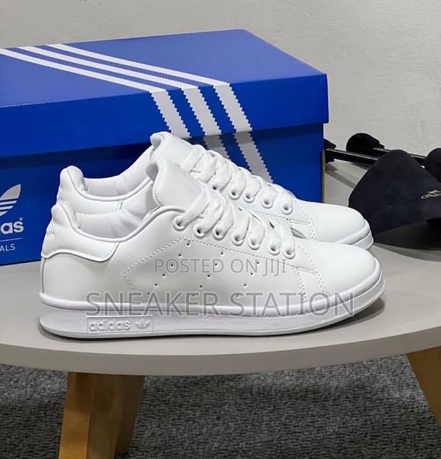 Adidas Stan Smith All White · Photo 3