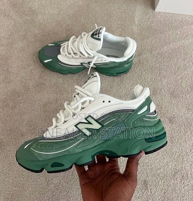 New Balance 1000 Mallard Green Sneaker · Photo 4