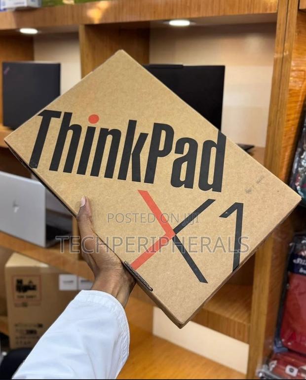 New Laptop Lenovo ThinkPad X1 Carbon 32GB Intel Core I7 SSD 512GB photo 3
