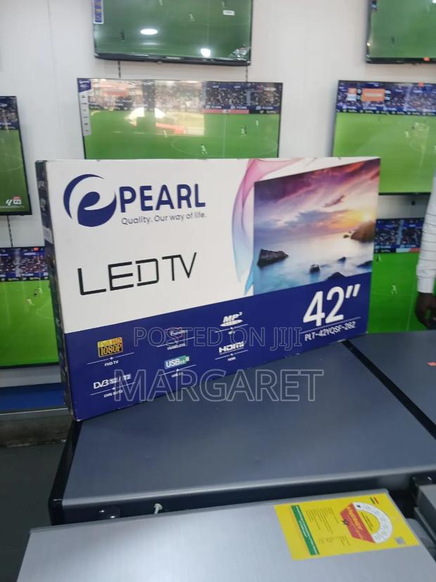Pearl, the Champion 42 Inches Digital Satellite Tv