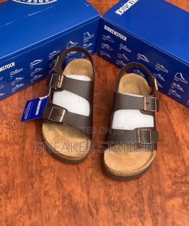 Birkenstock Unisex Sandals · Photo 3