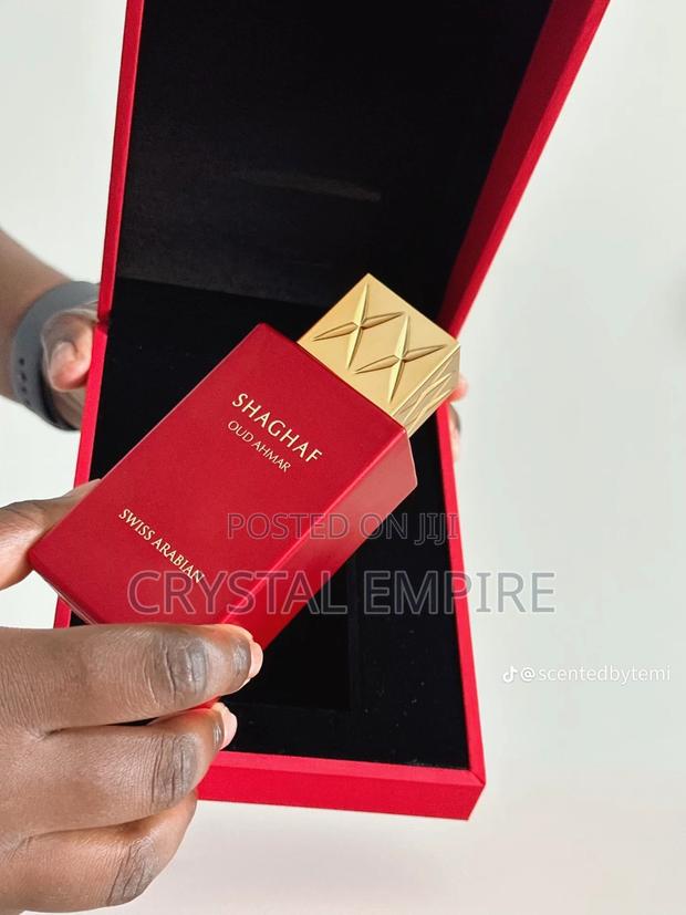 Shaghaf Oud Ahmar Perfume · Photo 4