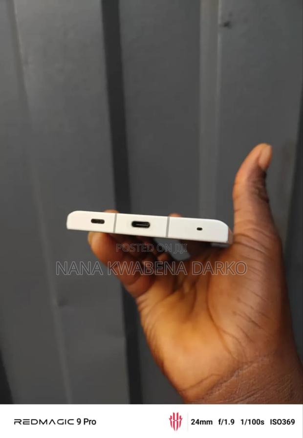 Leica Leitz Phone 2 512 GB White photo 2