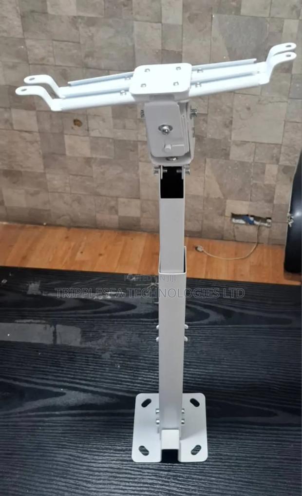 Projector Ceiling Mount · Photo 2