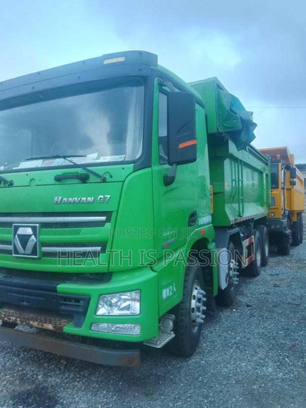 Brand New XCMG Tipper Truck, 12wheels With Movable Rolling Cover Sale