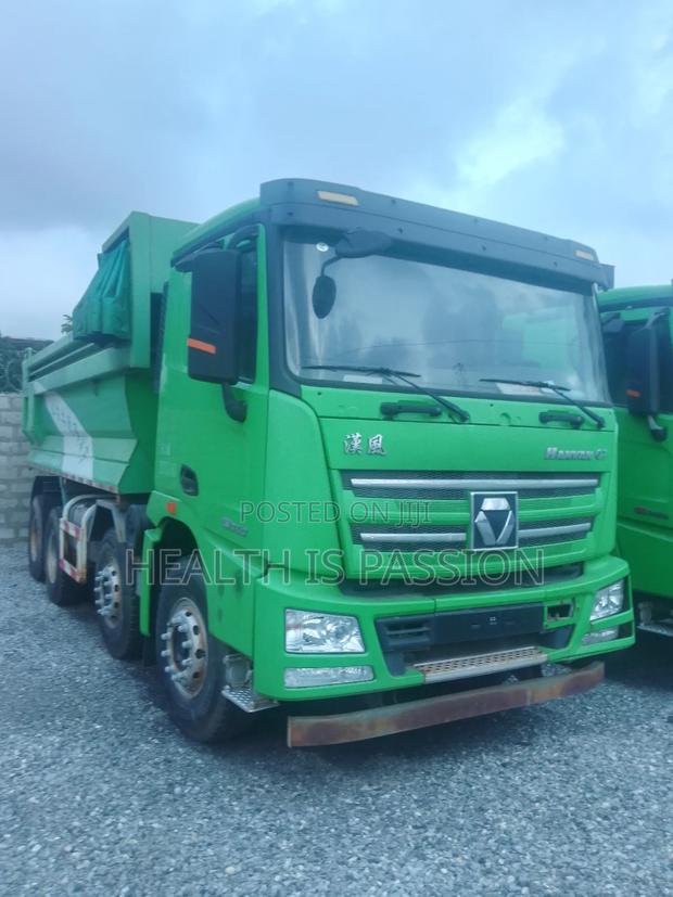 Brand New XCMG Tipper Truck, 12wheels With Movable Rolling Cover Sale photo 5