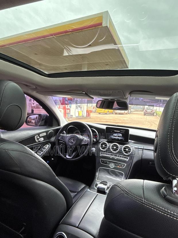 Mercedes-Benz C300 Luxury 4matic Sedan AWD (2.0L 4cyl 7A) 2017 Black