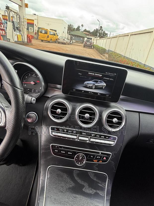 Mercedes-Benz C300 Luxury 4matic Sedan AWD (2.0L 4cyl 7A) 2017 Black