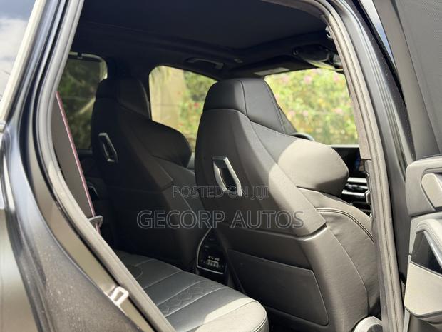 BMW X5 M60i 2024 Matt Black
