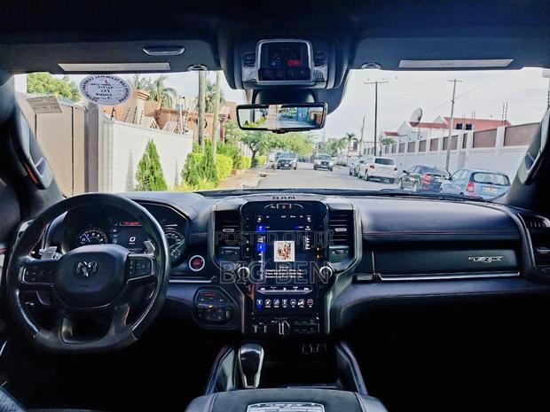 Dodge RAM 1500 5.7 Petrol RWD 2022 White