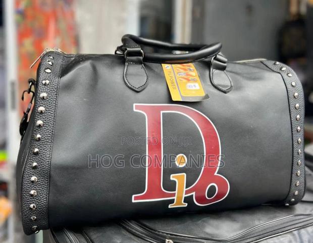 Casual Duffel Travel Bag in Accra- Fast Delivery in 2 Hours · Photo 3