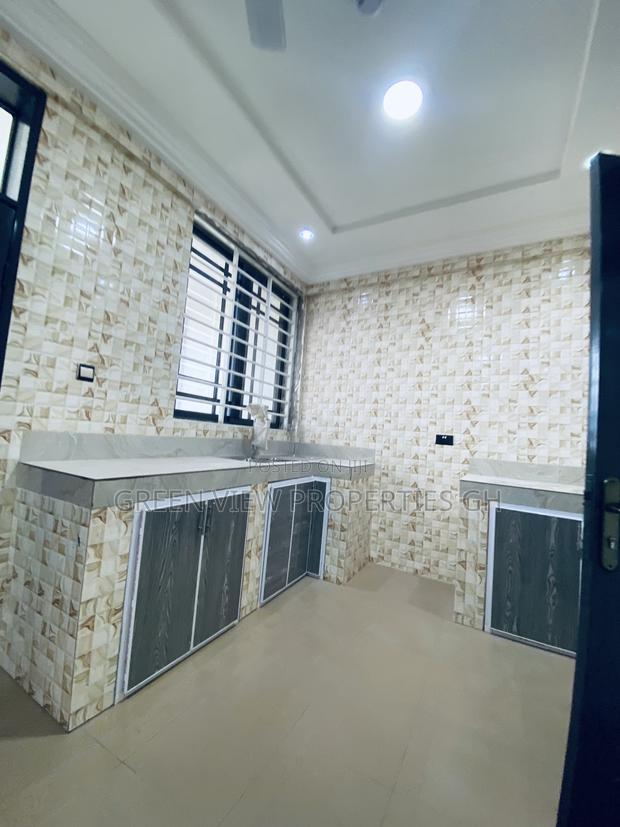 2bdrm Apartment in West Hills Mall Area for rent photo 2