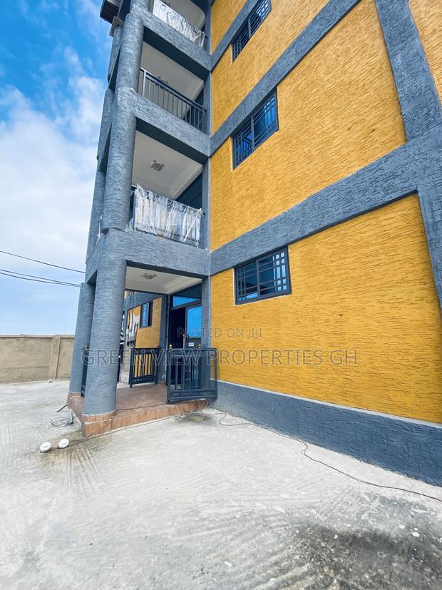 2bdrm Apartment in West Hills Mall Area for rent