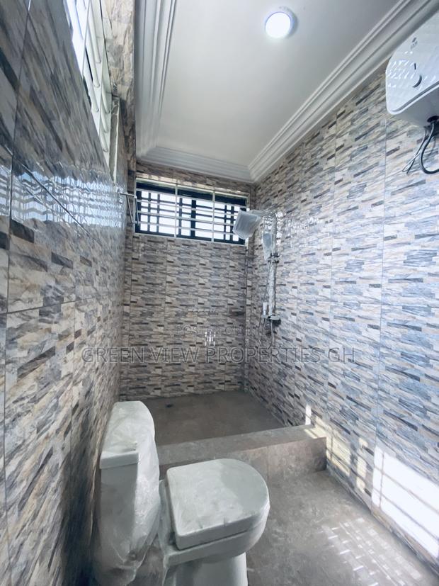 2bdrm Apartment in West Hills Mall Area for rent photo 15