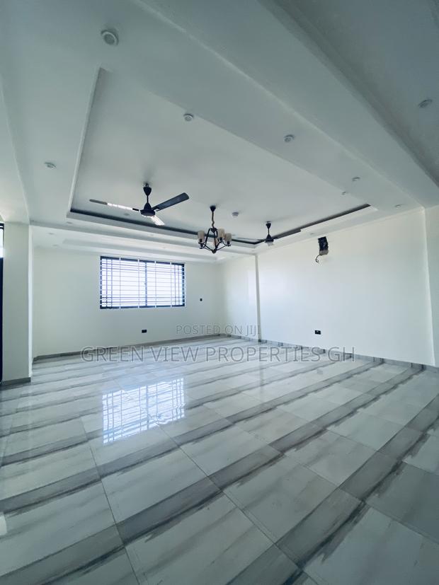2bdrm Apartment in West Hills Mall Area for rent photo 13
