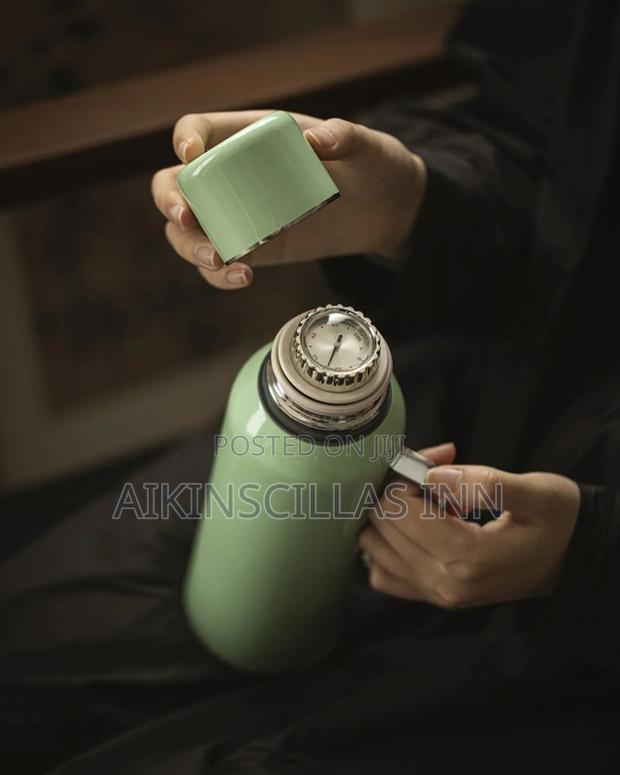 Elegant Temperature Flask photo 4