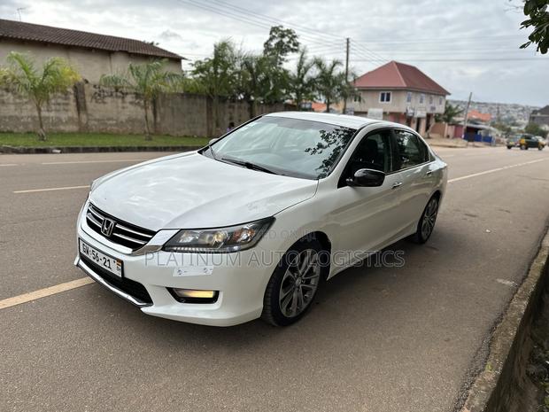 Honda Accord Sport 4dr Sedan (2.4L 4cyl 6M) 2014 White