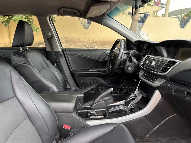 Honda Accord Sport 4dr Sedan (2.4L 4cyl 6M) 2014 White photo 7