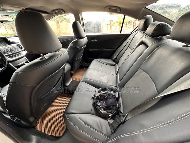 Honda Accord Sport 4dr Sedan (2.4L 4cyl 6M) 2014 White photo 9