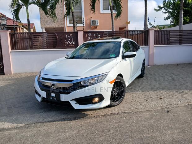 Honda Civic EX-T Sedan 2018 White